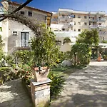 Relais Angiolina 4*