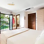 Konukevi Relais Angiolina 4*