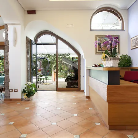 Relais Angiolina 4* سورينتو