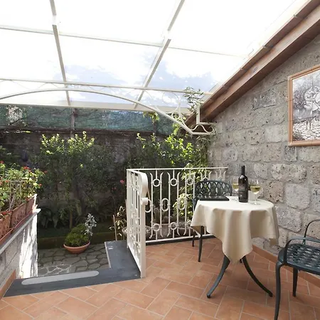 Guest house Relais Angiolina 3*